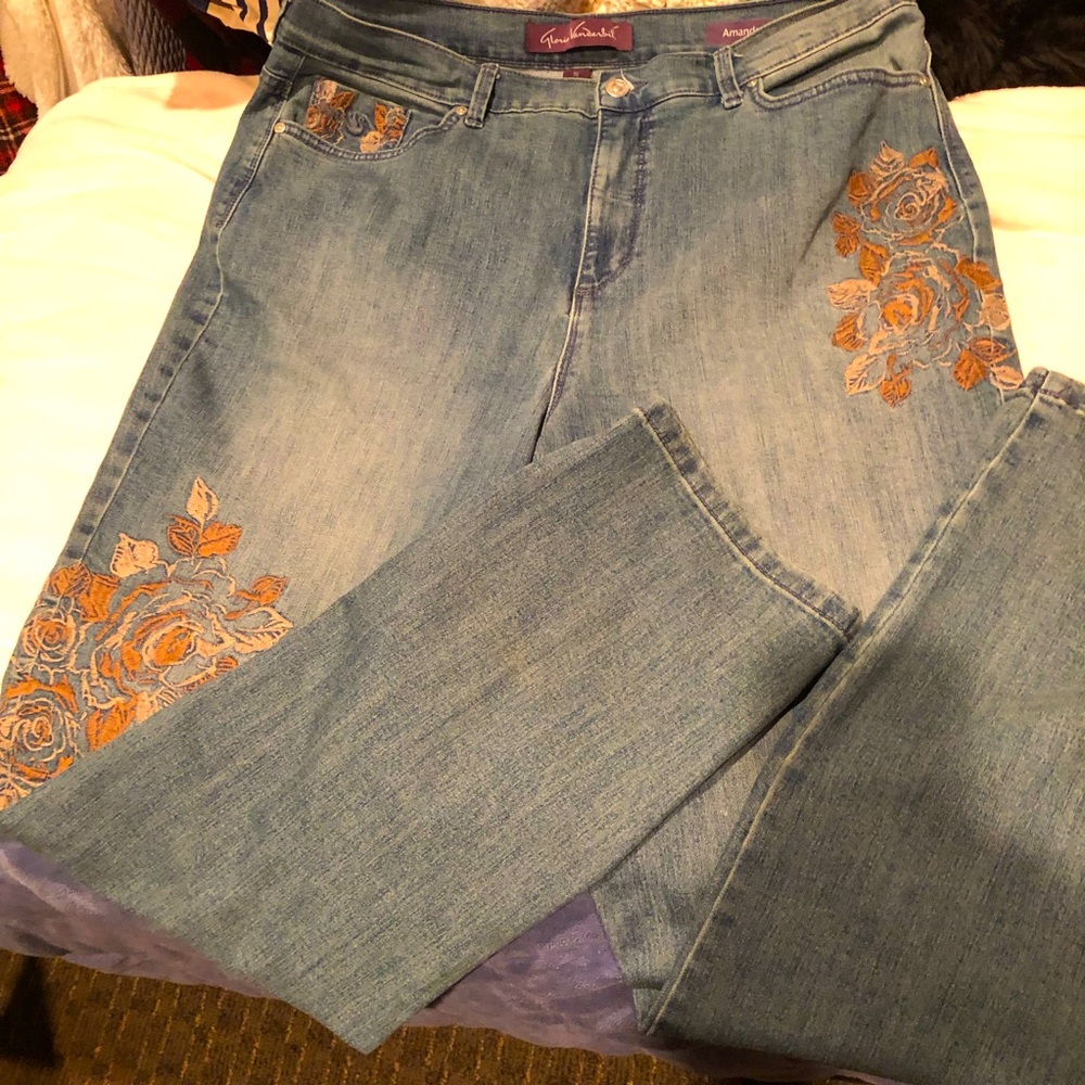 Gloria Vanderbilt Embroidered Floral Print Jeans